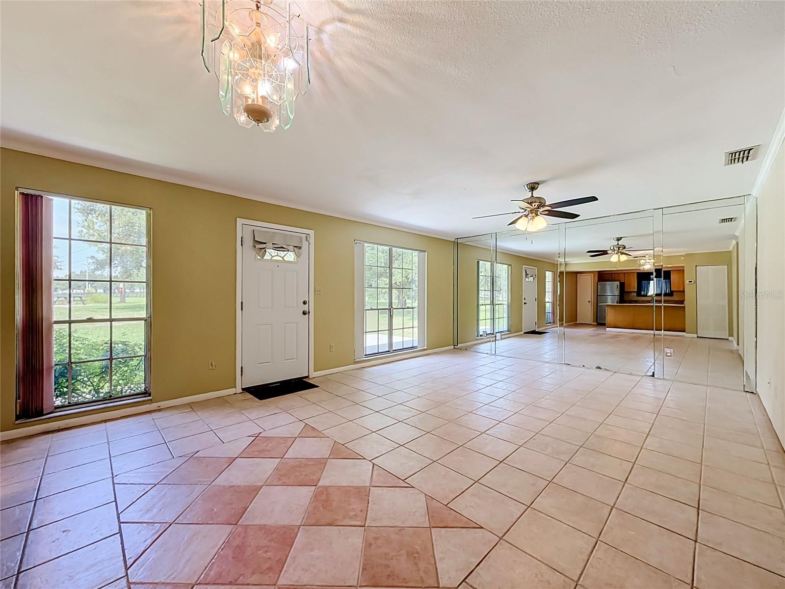 4375 Shadow Crest Pl #34-1 Property Photo 17