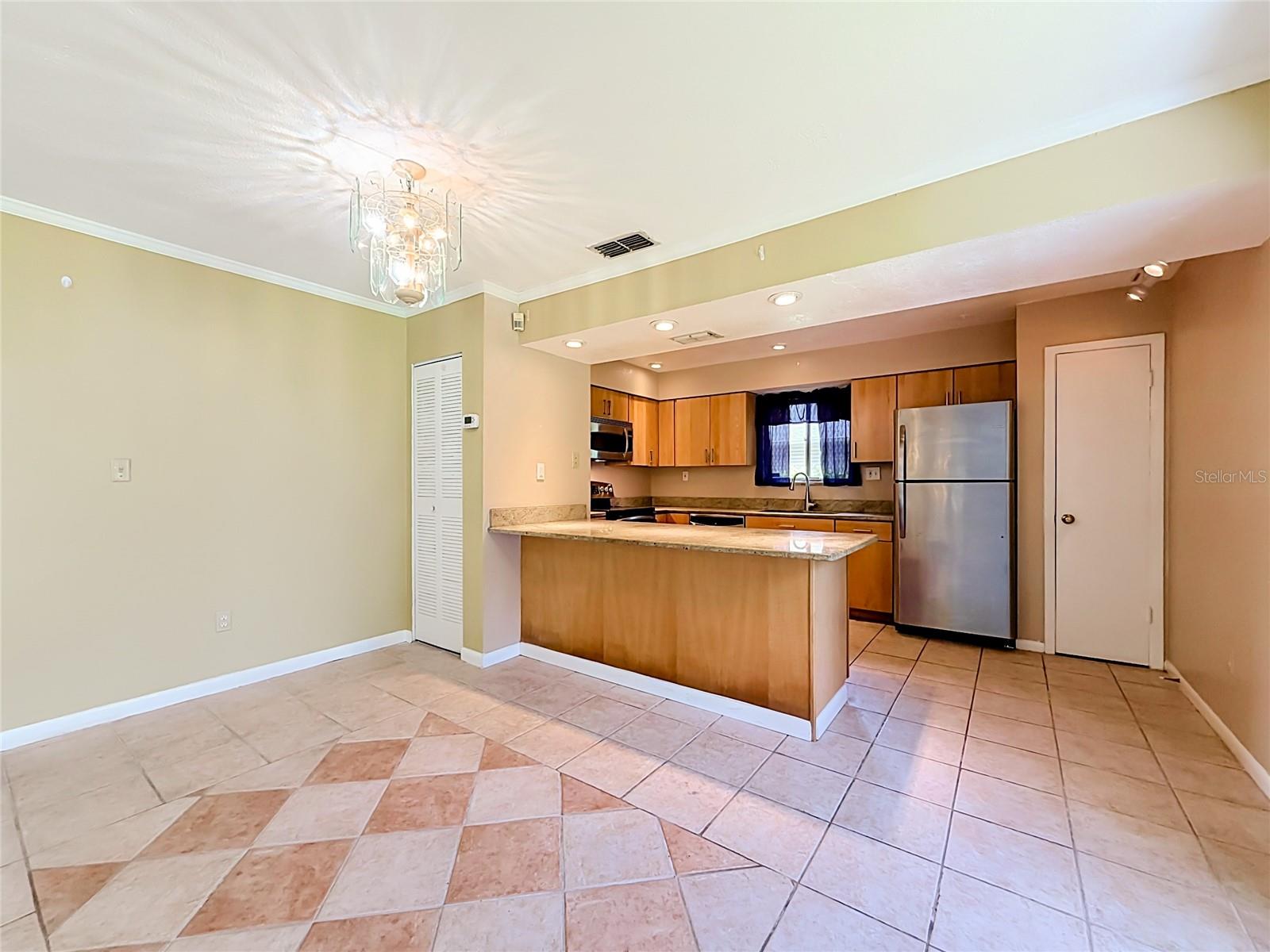 4375 Shadow Crest Pl #34-1 Property Photo 18