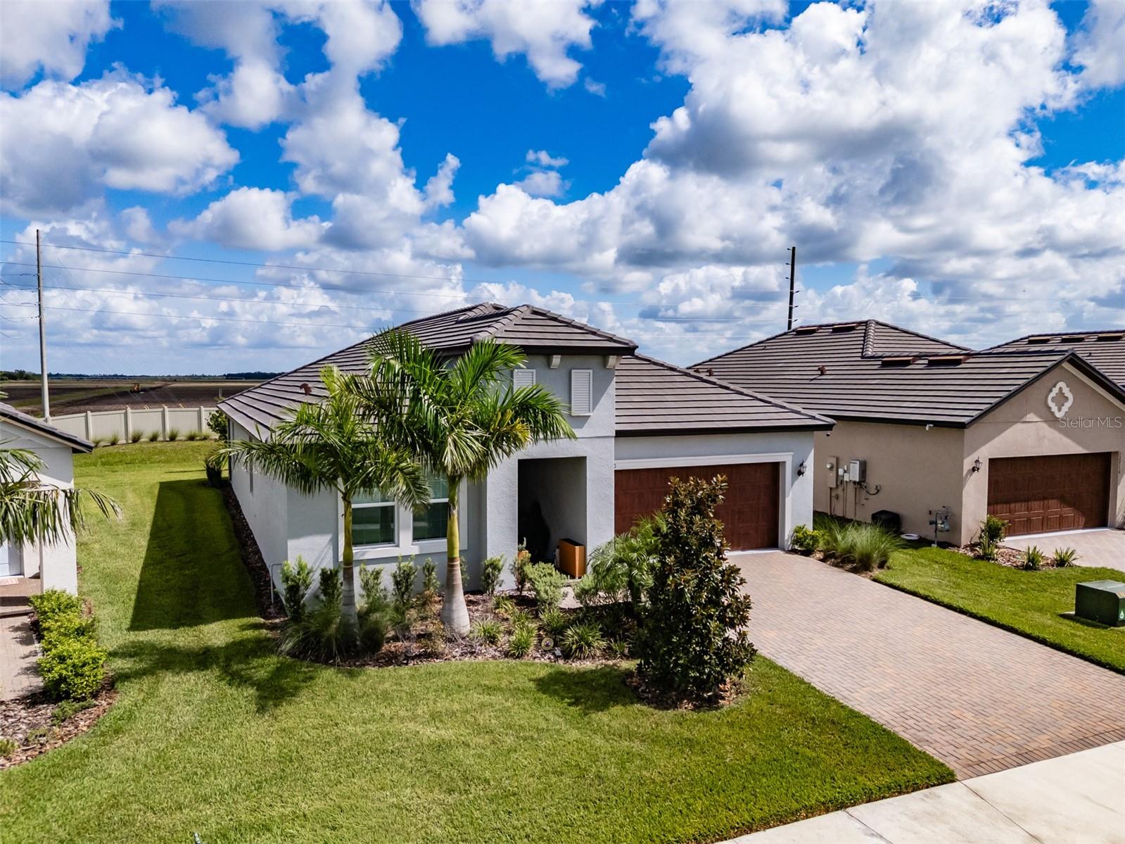 12720 Tahitian Pearl Property Photo 4