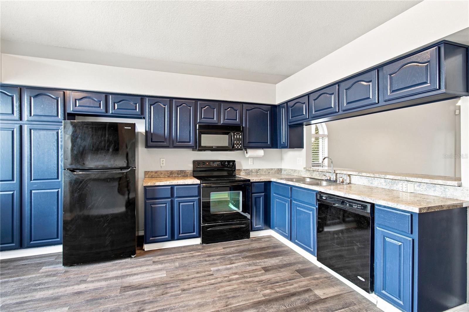 13417 Beechberry Dr Property Photo 6