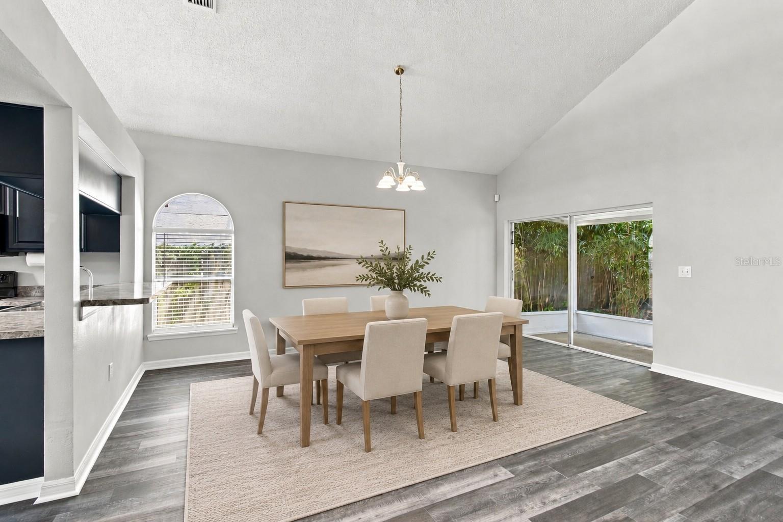 13417 Beechberry Dr Property Photo 13