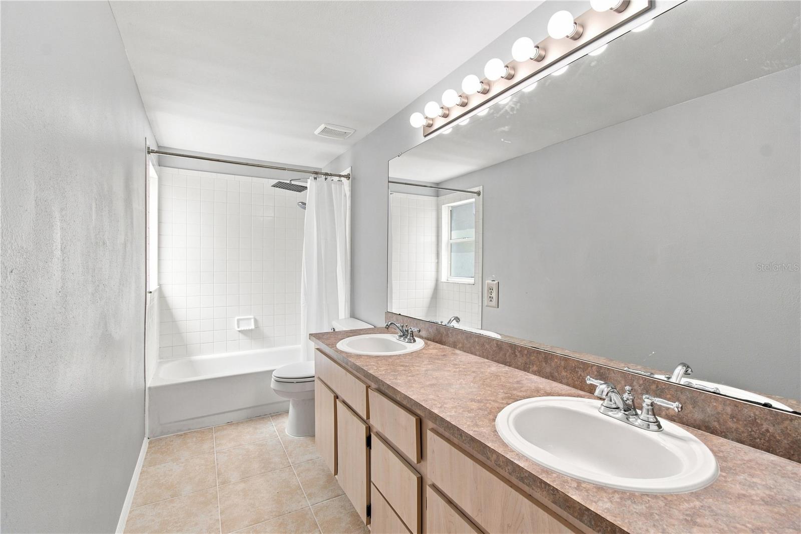 13417 Beechberry Dr Property Photo 20