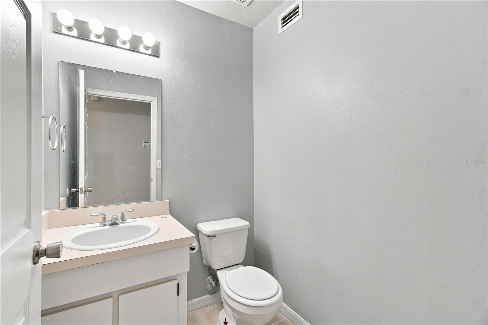 13417 Beechberry Dr Property Photo 23