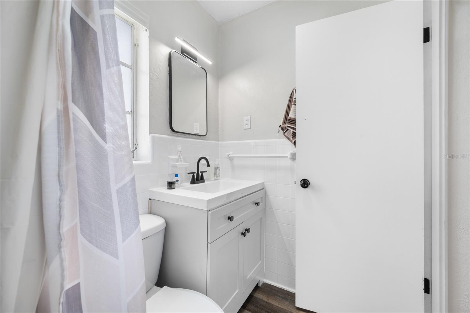 6219 Hampton Dr N Property Photo 23