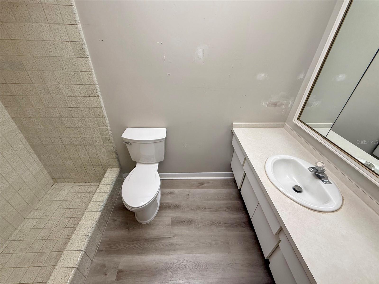 6234 Elm Sq E Property Photo 24