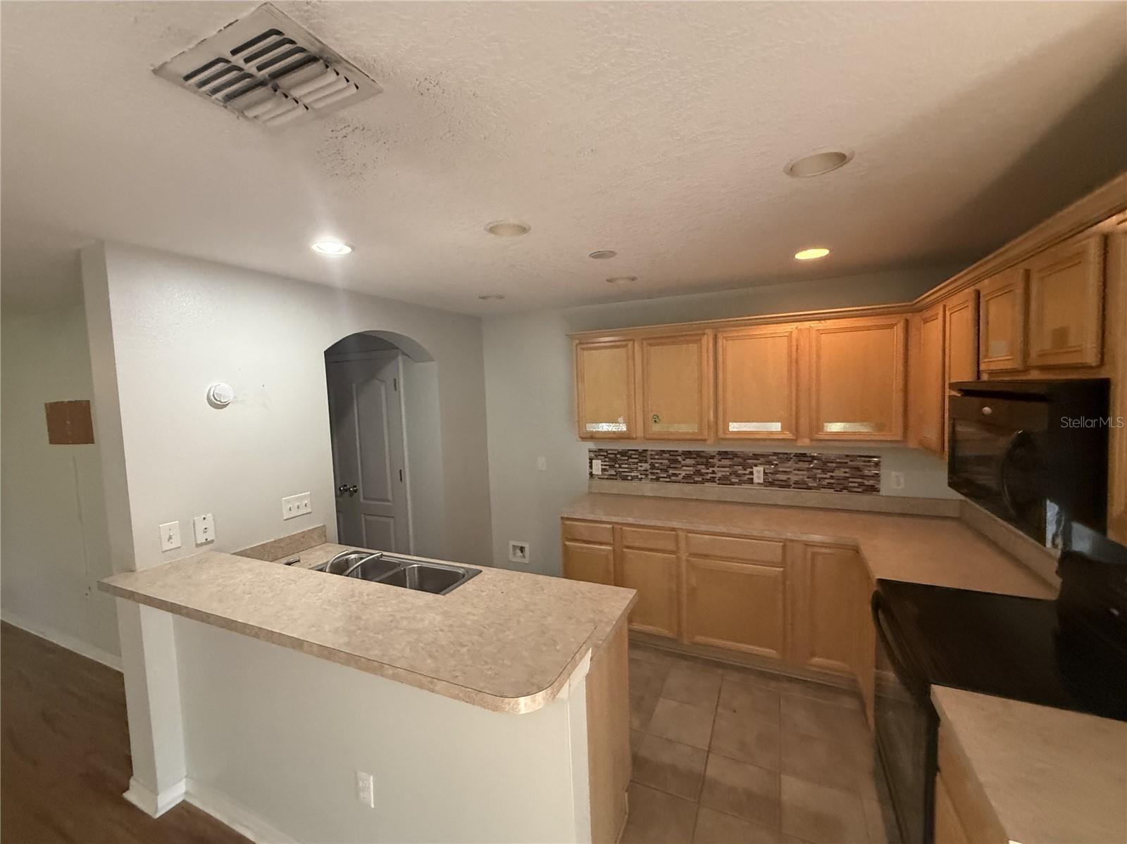4521 Limerick Dr Property Photo 6