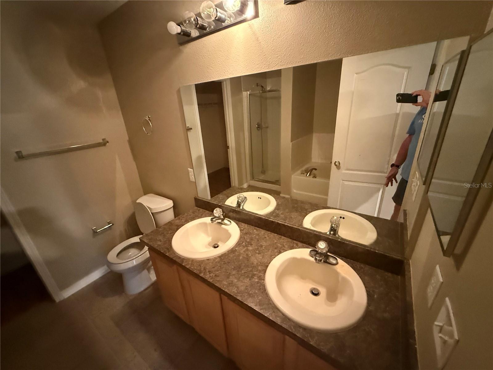 4521 Limerick Dr Property Photo 11