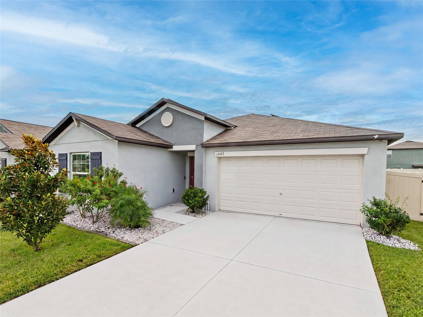 15423 Miller Creek Dr Property Photo 1