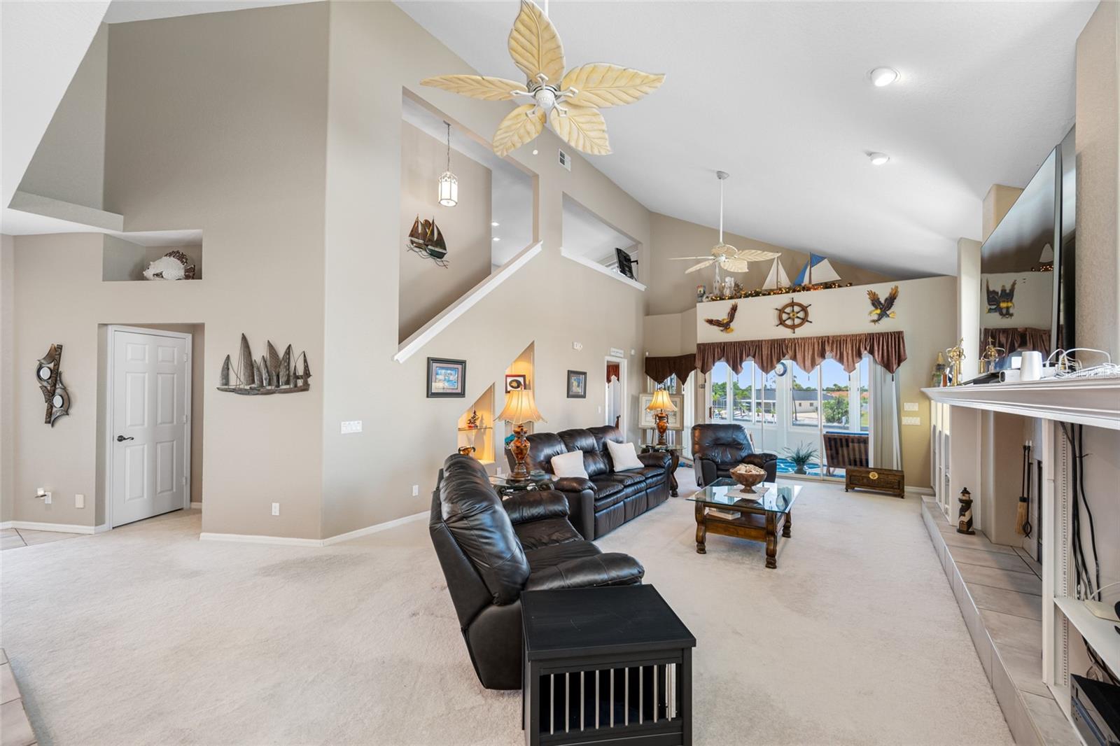 861 Symphony Isles Blvd Property Photo 7