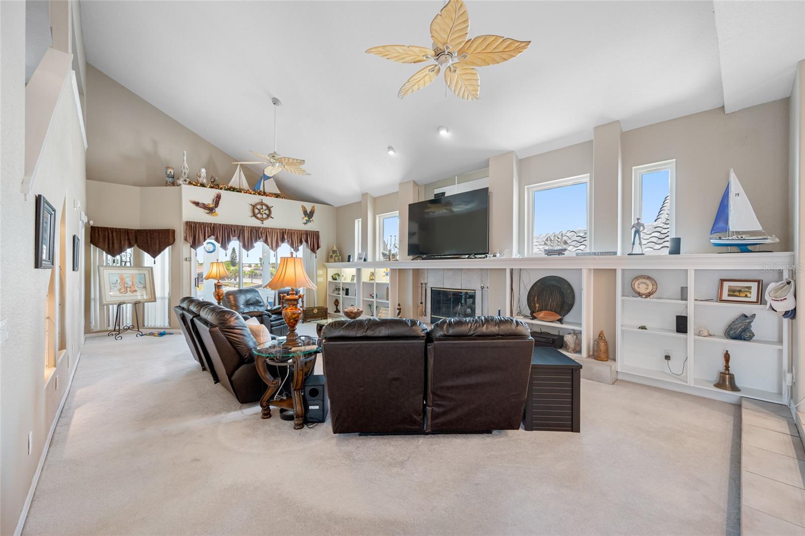 861 Symphony Isles Blvd Property Photo 8