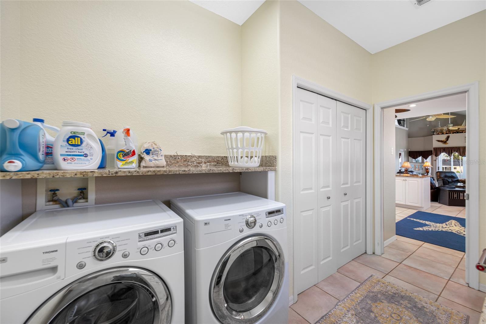 861 Symphony Isles Blvd Property Photo 21
