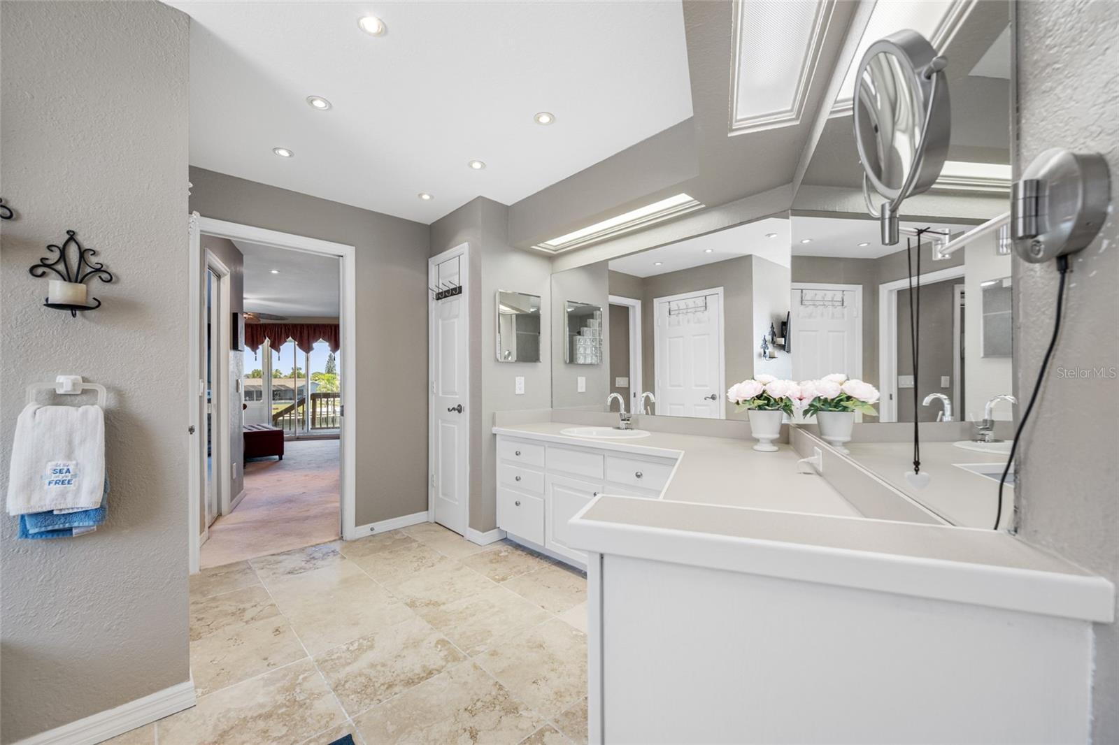 861 Symphony Isles Blvd Property Photo 46