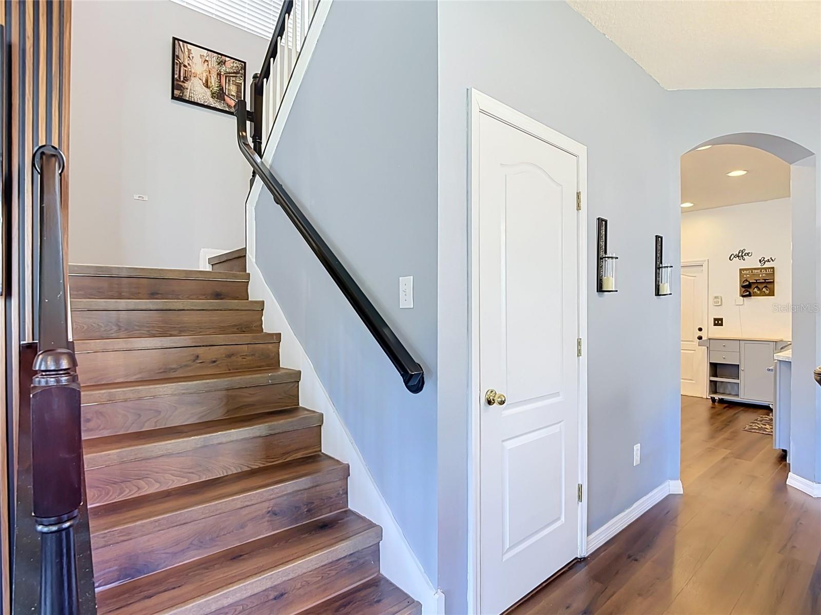 5014 Bridgeway Ln Property Photo 21