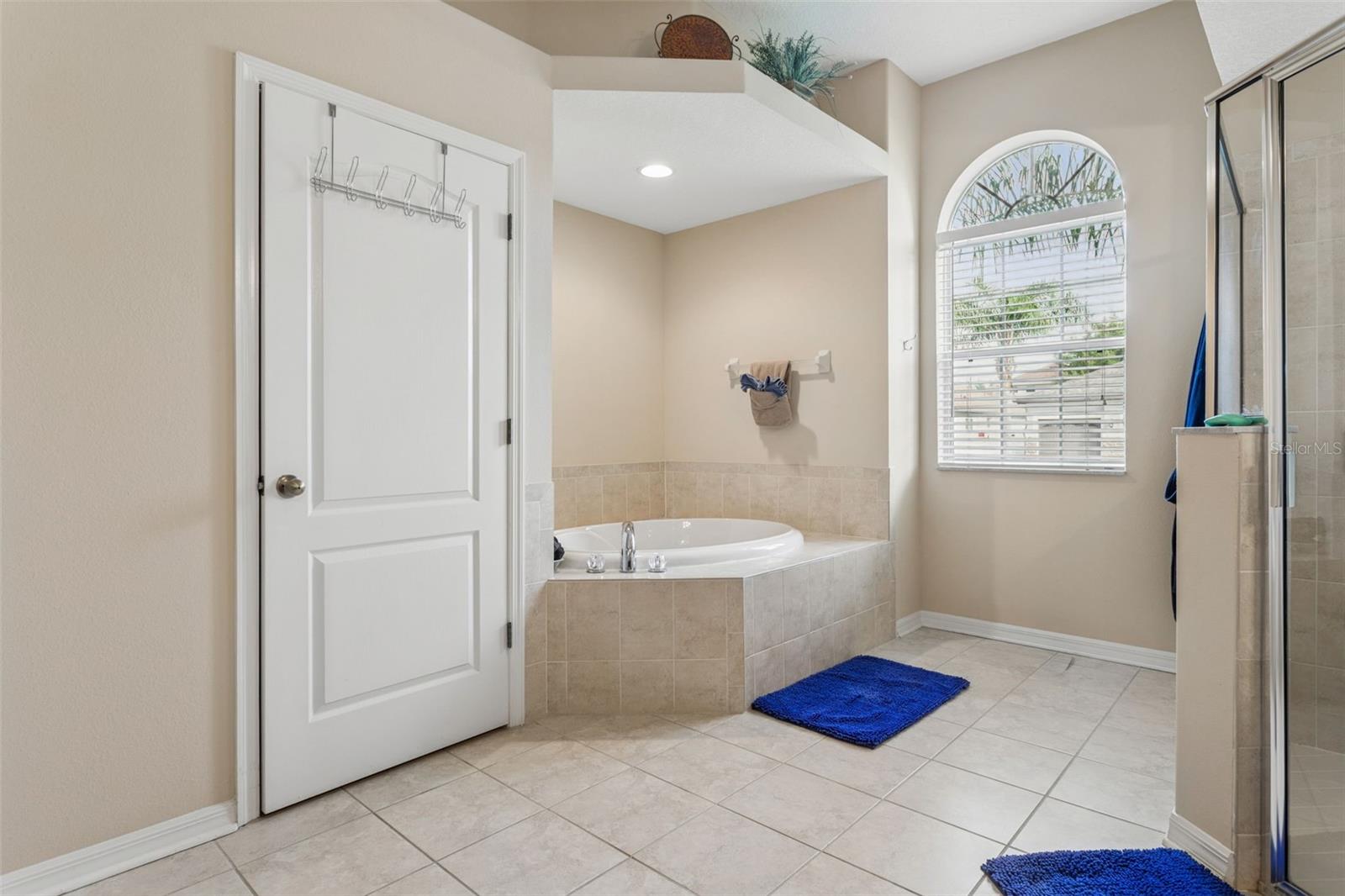 1430 Beaconsfield Dr Property Photo 22