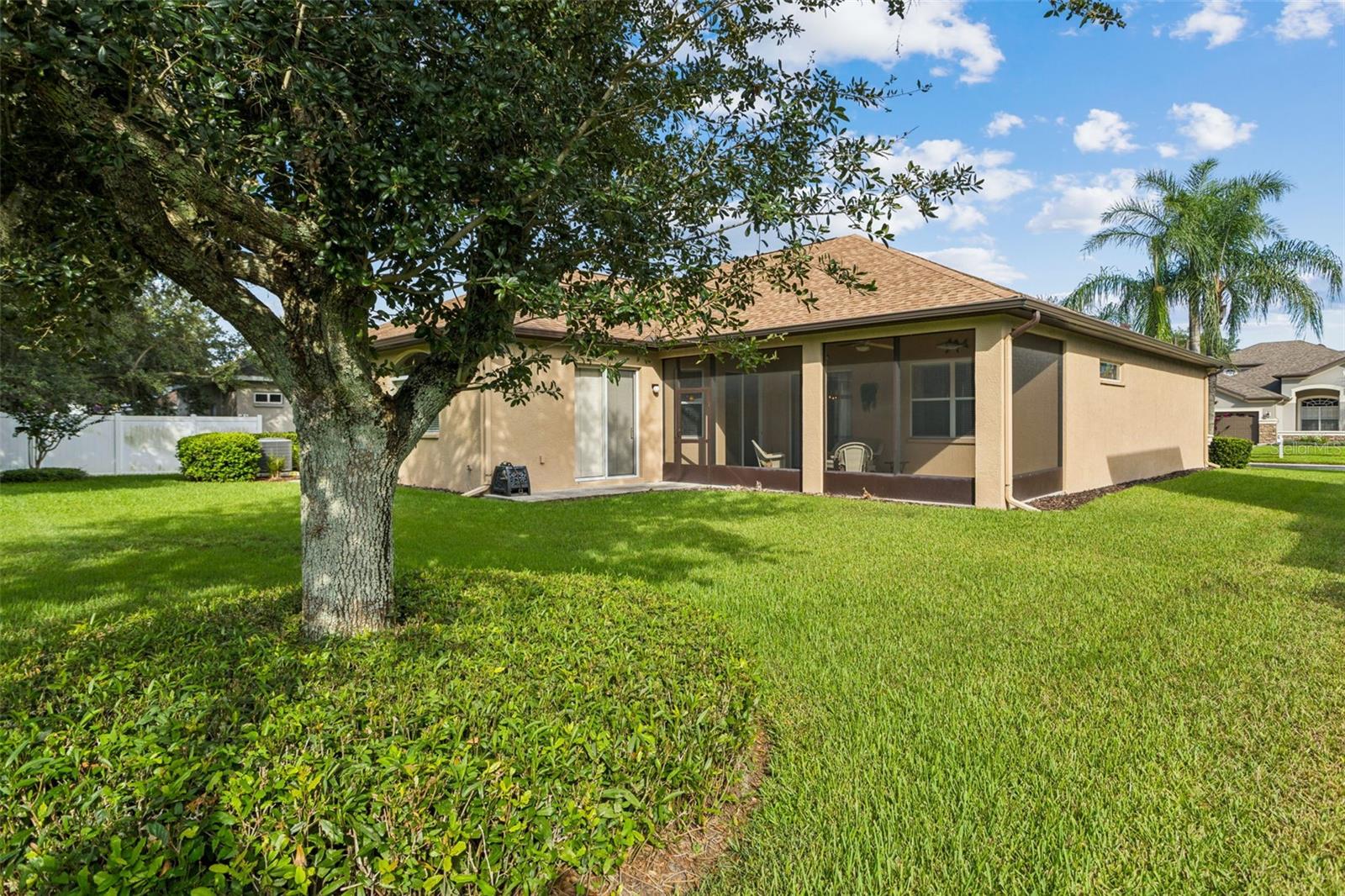 1430 Beaconsfield Dr Property Photo 26