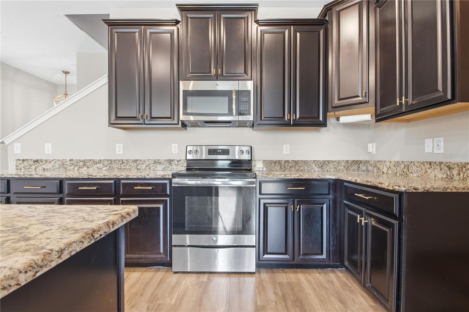 13822 Reindeer Cir Property Photo 12
