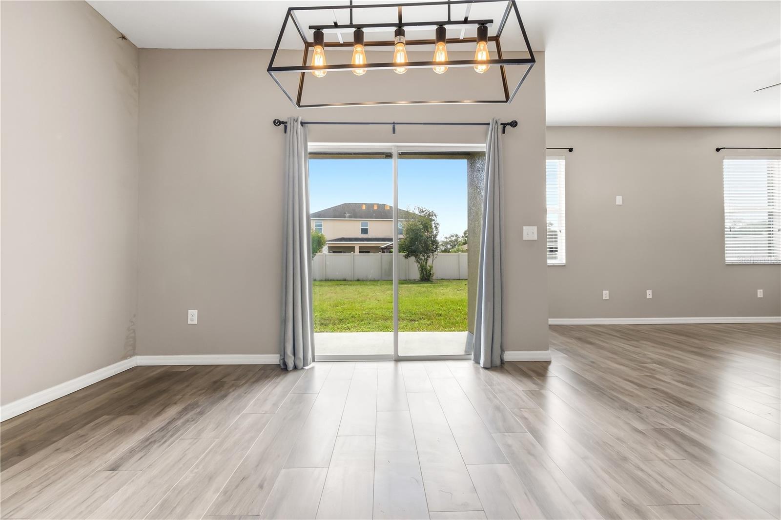 13822 Reindeer Cir Property Photo 15