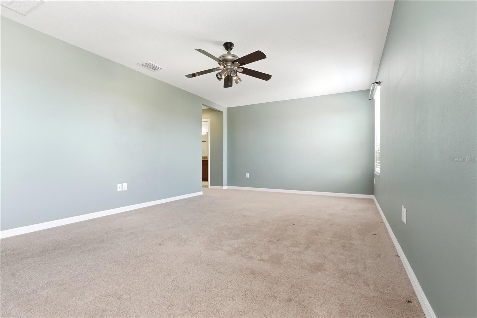 13822 Reindeer Cir Property Photo 30