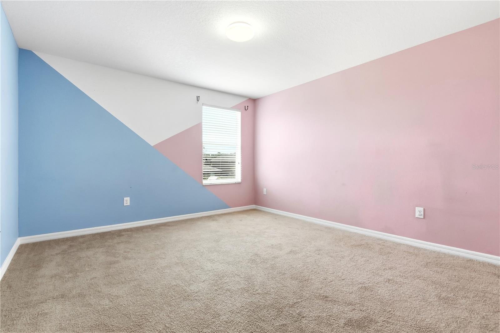 13822 Reindeer Cir Property Photo 44