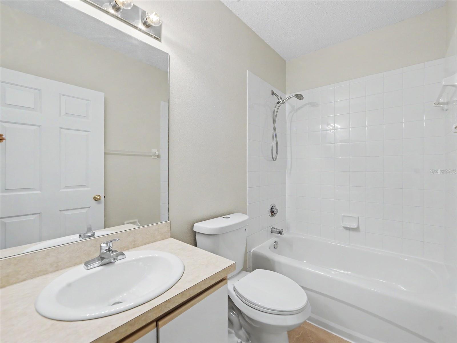 6561 Osprey Lake Cir Property Photo 8