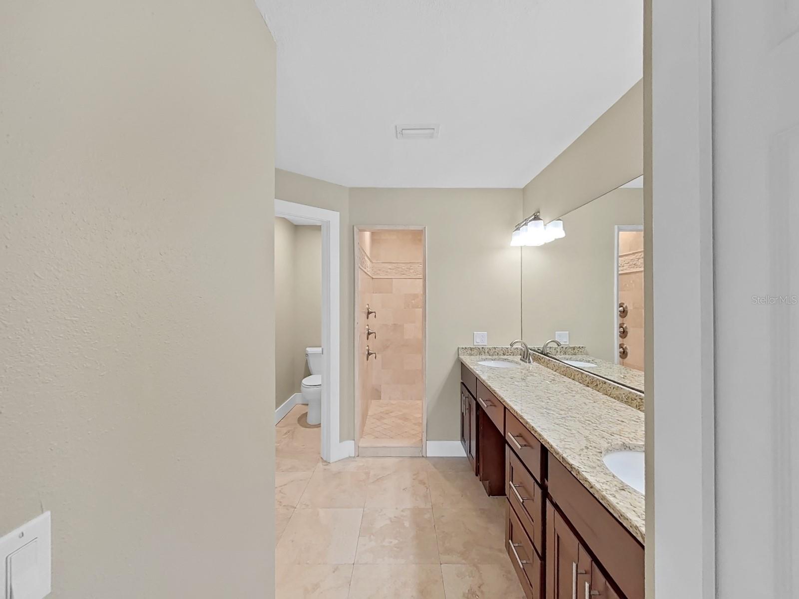 2348 Asaph Ct Property Photo 25