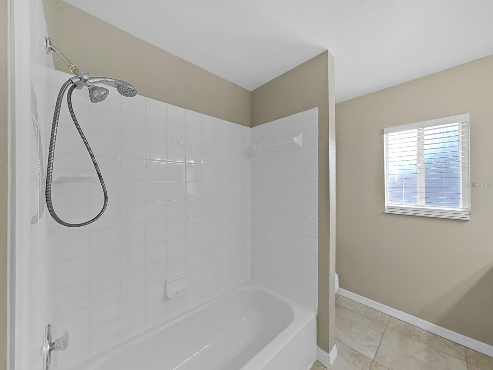 2348 Asaph Ct Property Photo 34