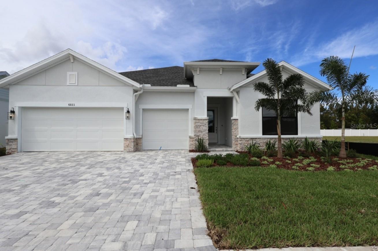 6811 Heron Meadow Dr Property Photo 1