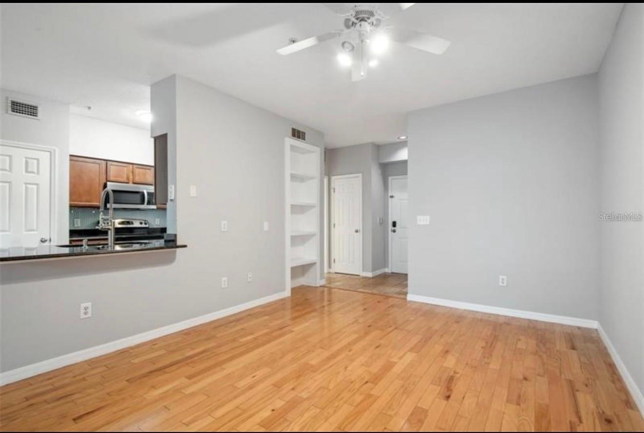 1810 E Palm Ave #1205 Property Photo 2