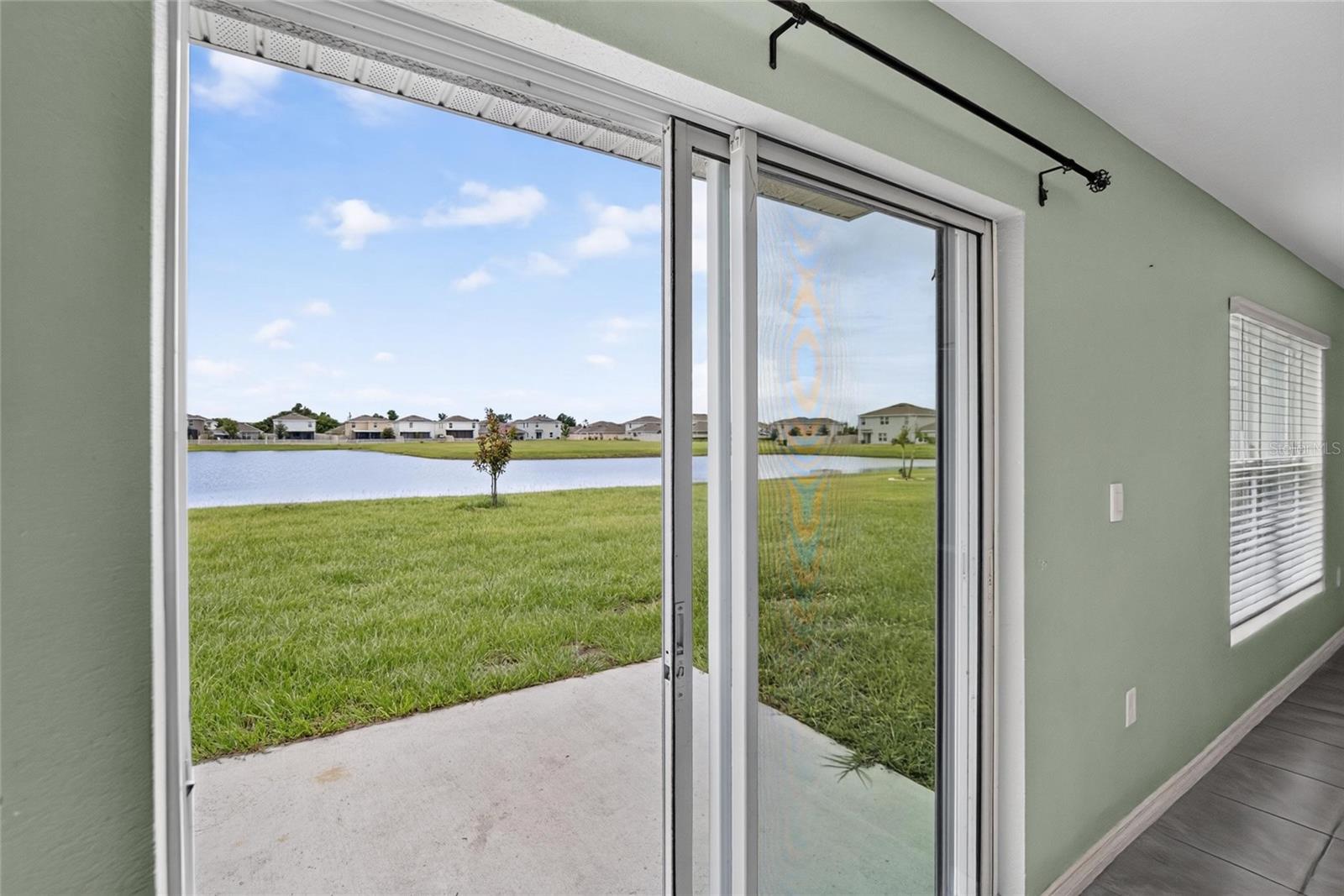 2818 Gumbo Limbo Dr Property Photo 16