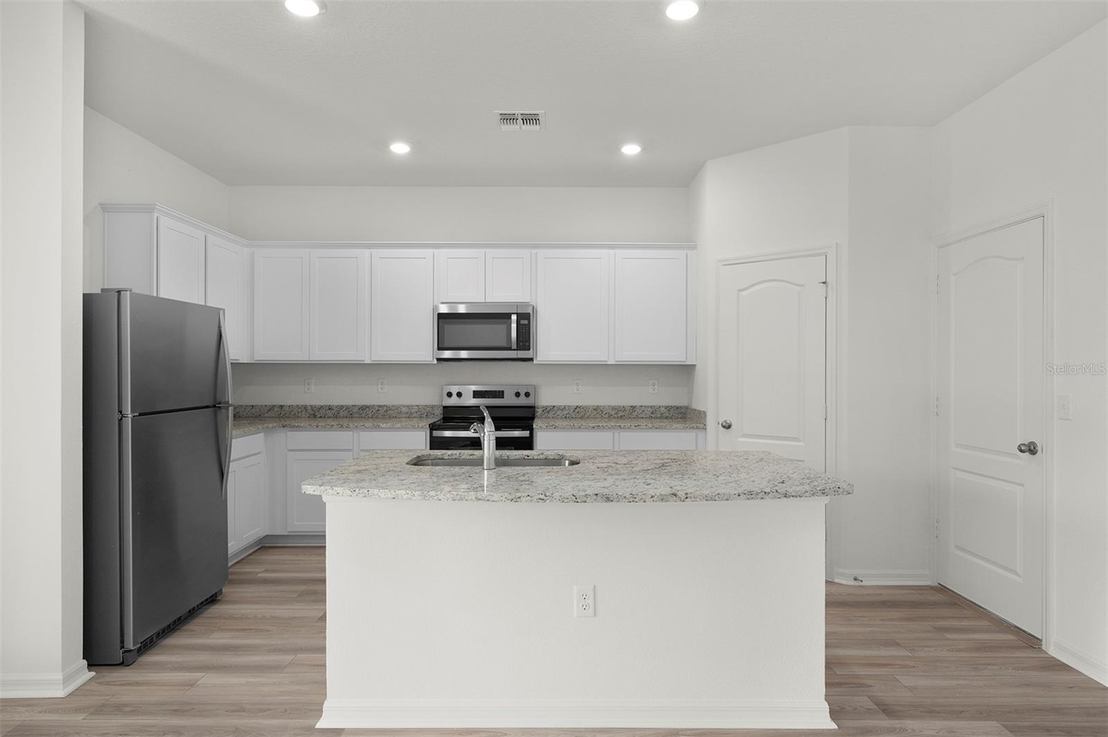 13280 Tula Loop Property Photo 5