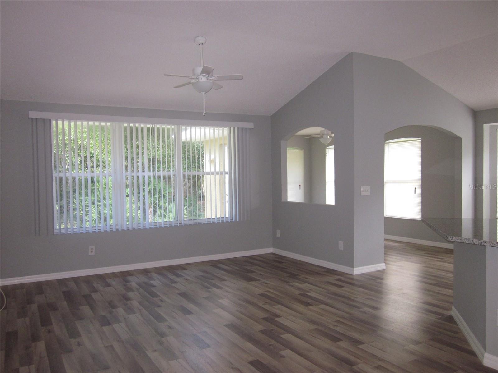 354 Tavernier Dr Property Photo 12