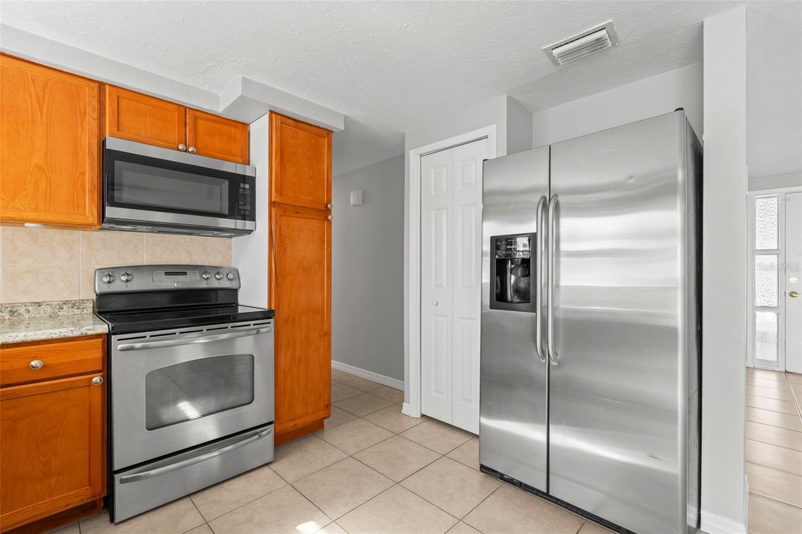 1508 Derrick St Property Photo 22