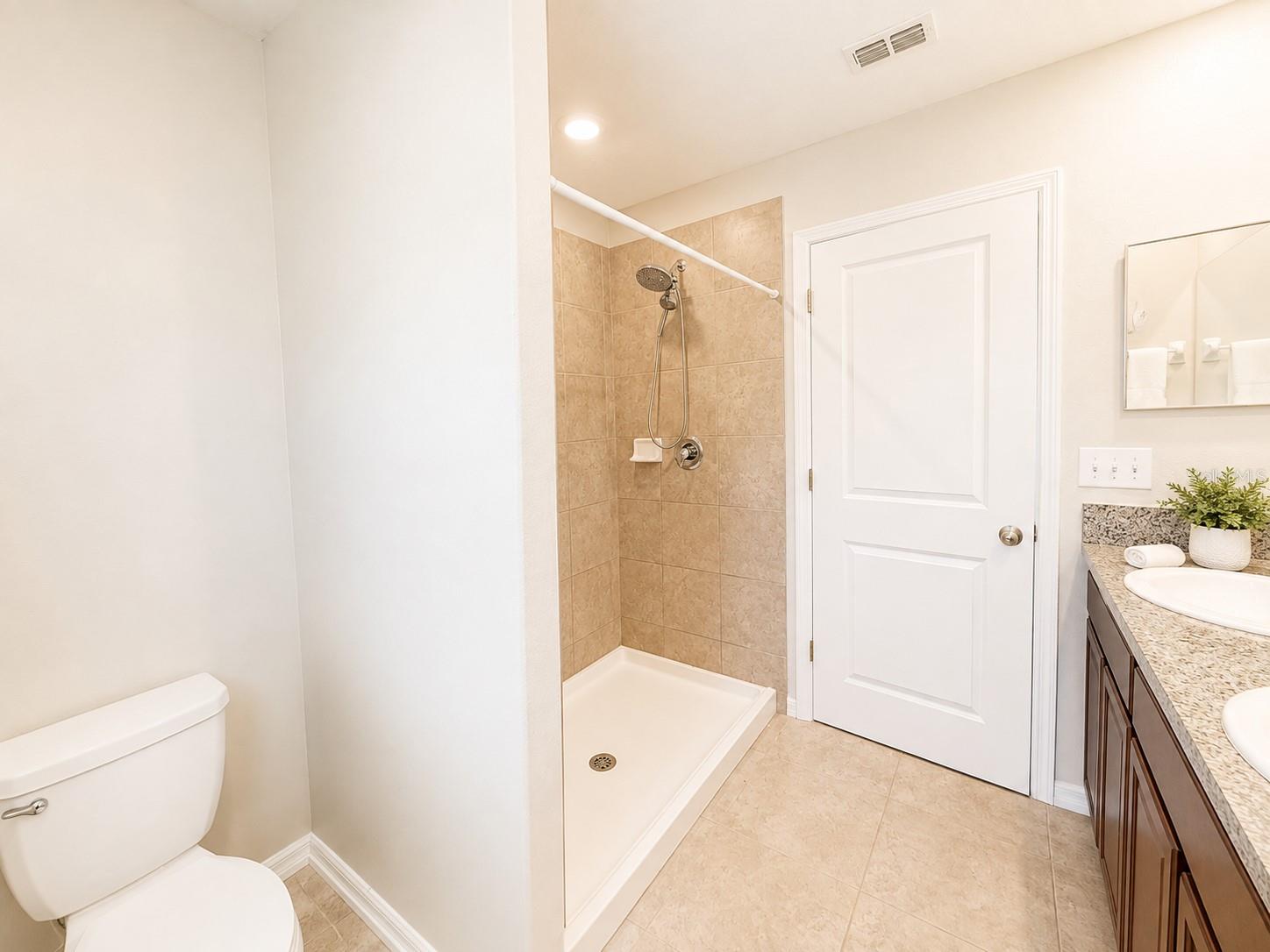 7422 Evening Primrose Ct Property Photo 13