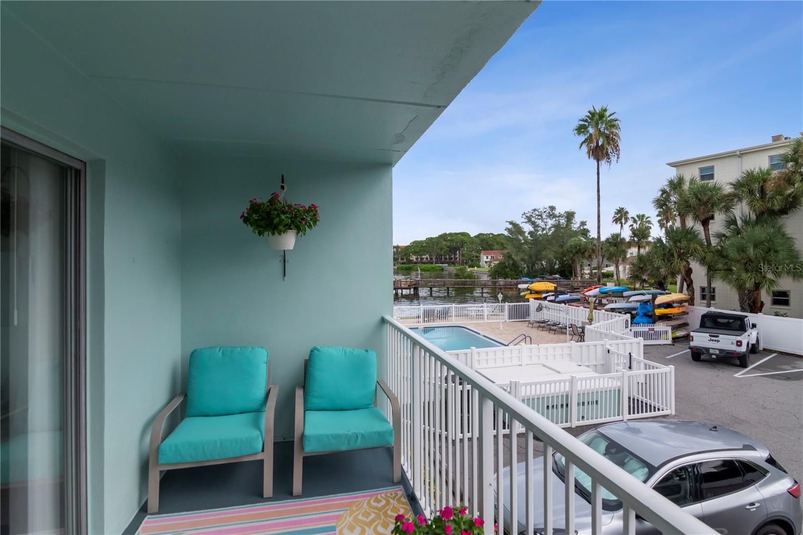 464 N Paula Dr #211 Property Photo 16
