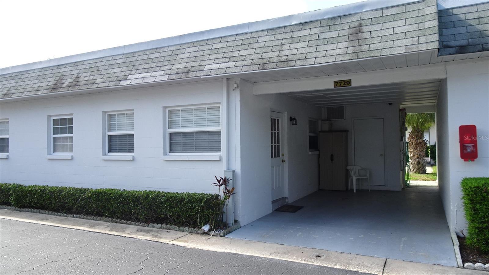 7729 39th Ter N Property Photo 1