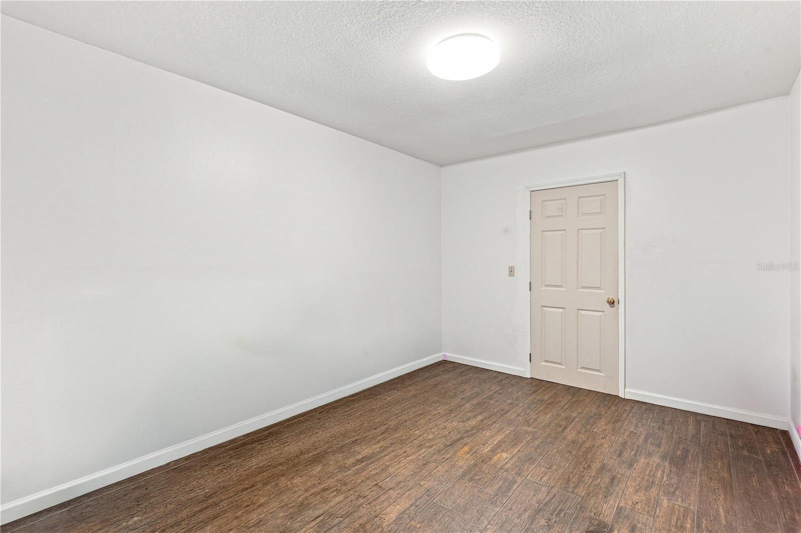 4313 Foxglen Ln Property Photo 18