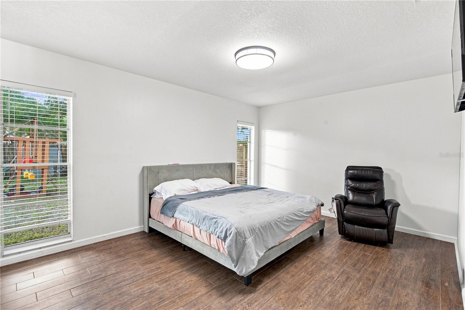 4313 Foxglen Ln Property Photo 20