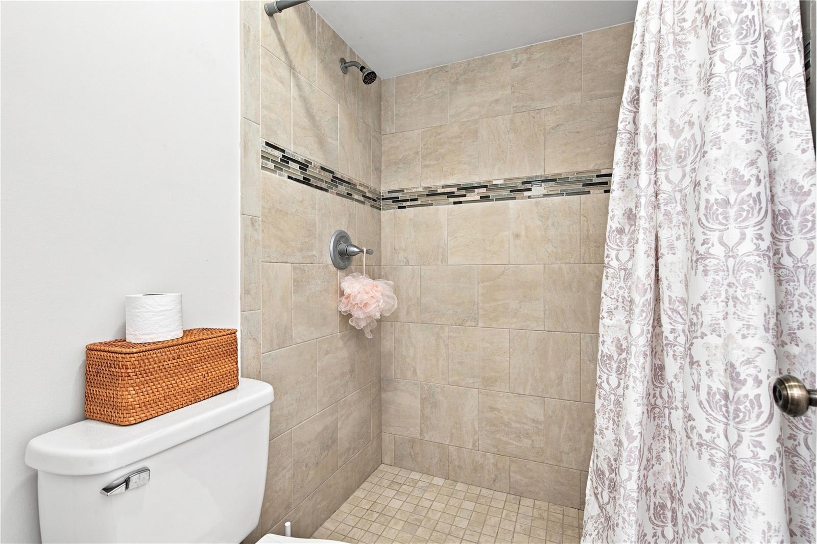 4313 Foxglen Ln Property Photo 22