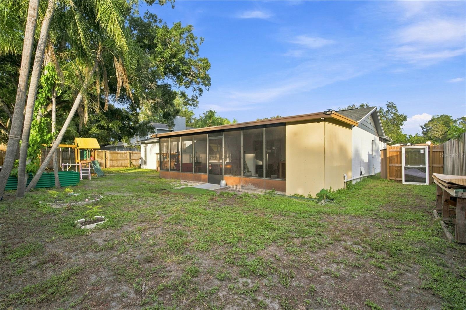 4313 Foxglen Ln Property Photo 31