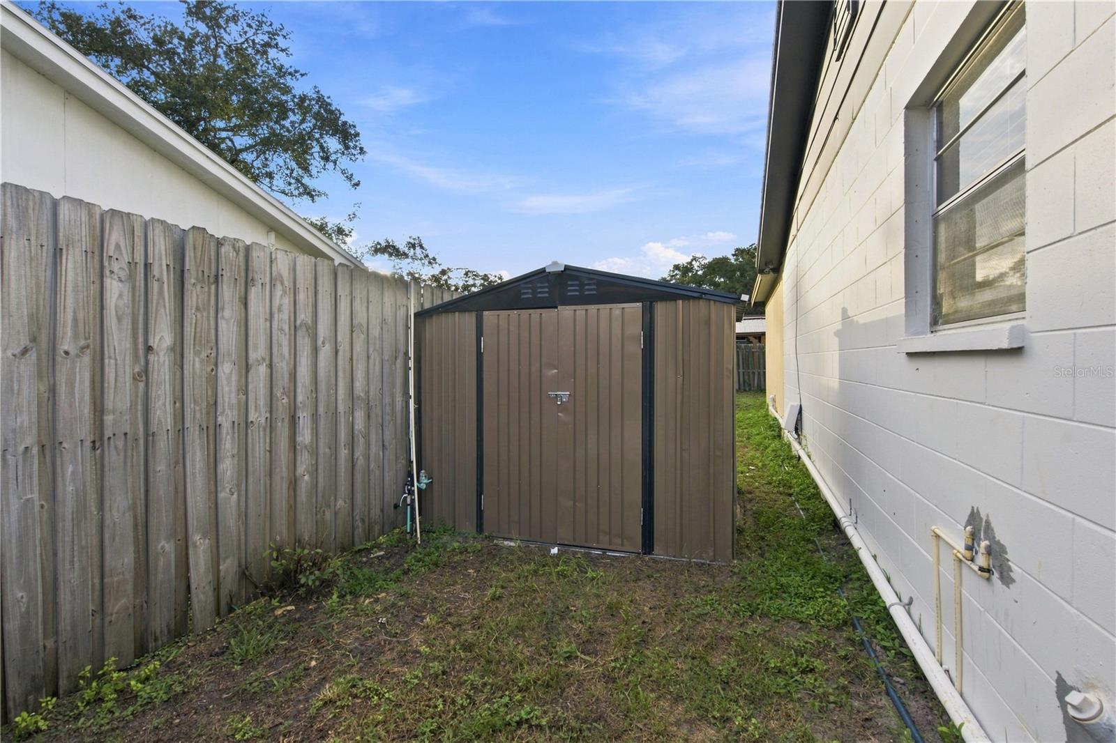 4313 Foxglen Ln Property Photo 32