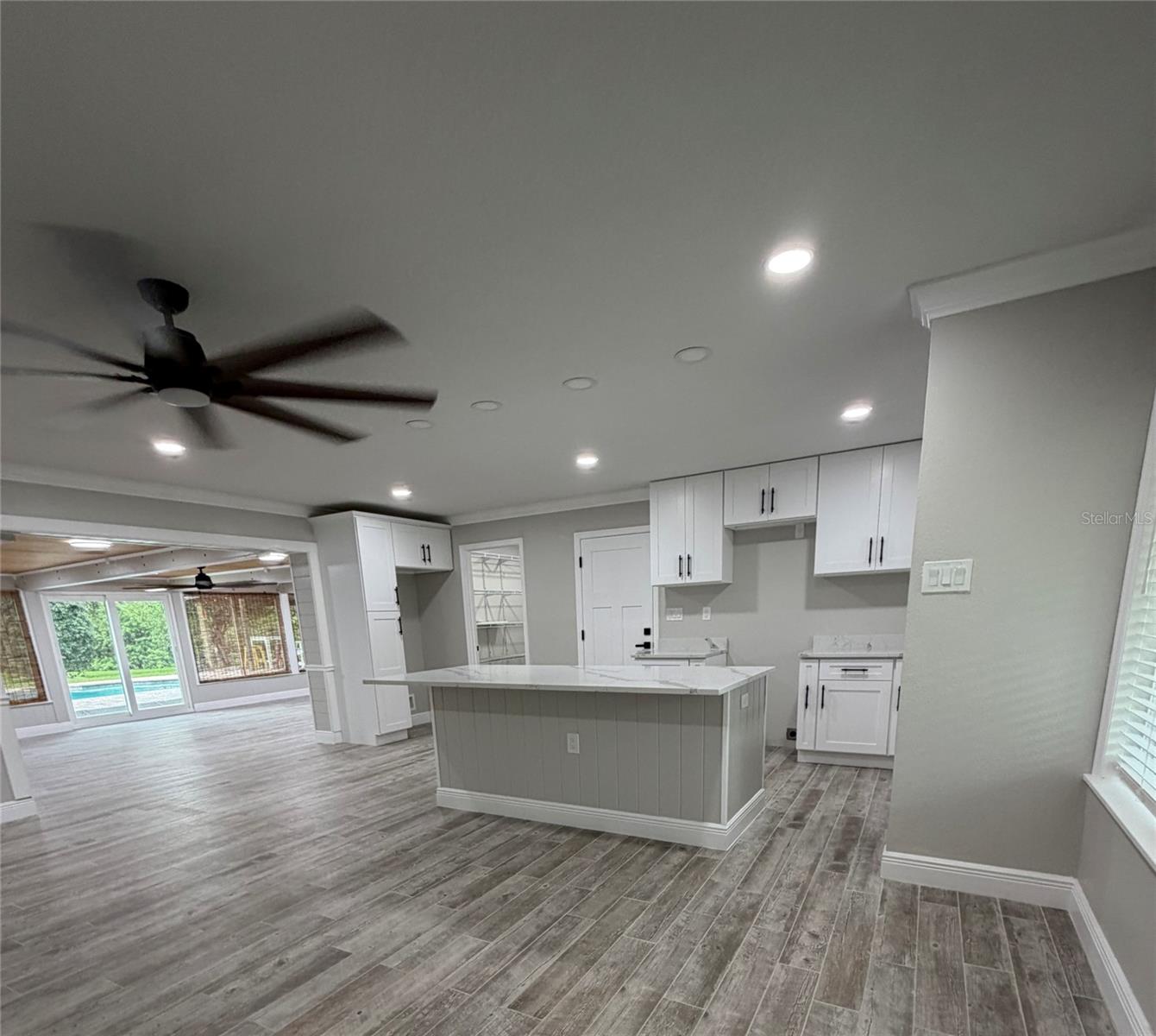 8715 Driftwood Dr Property Photo 2