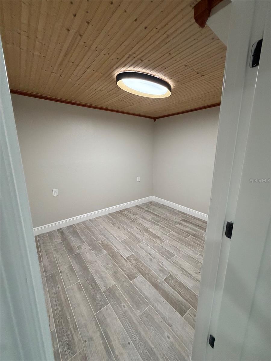 8715 Driftwood Dr Property Photo 12