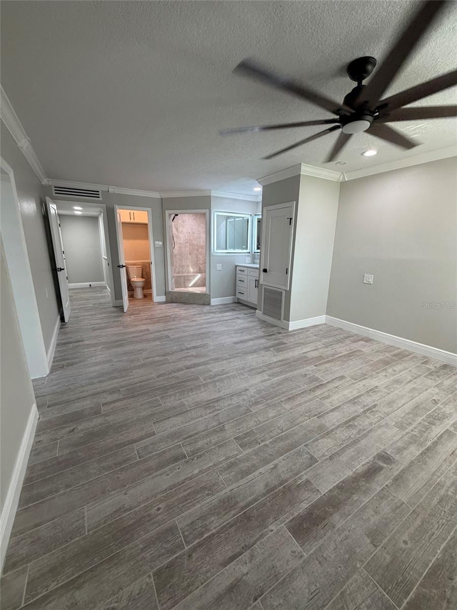 8715 Driftwood Dr Property Photo 13