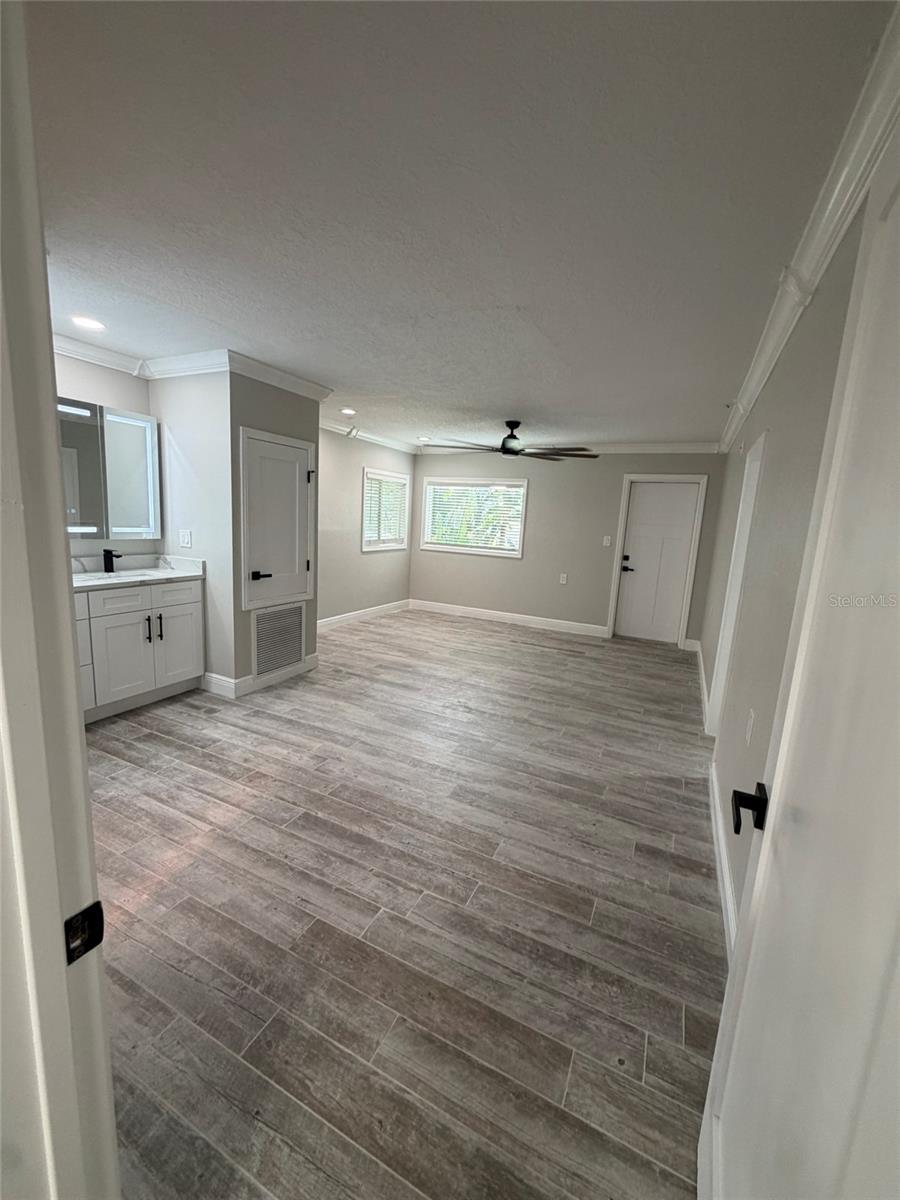 8715 Driftwood Dr Property Photo 14
