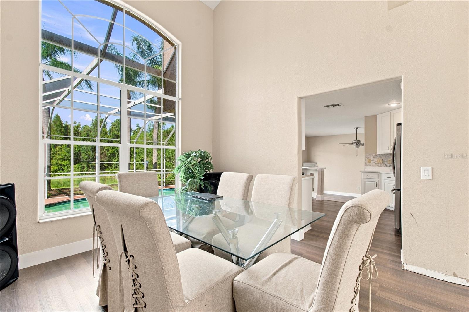 7326 Yardley Way Property Photo 11