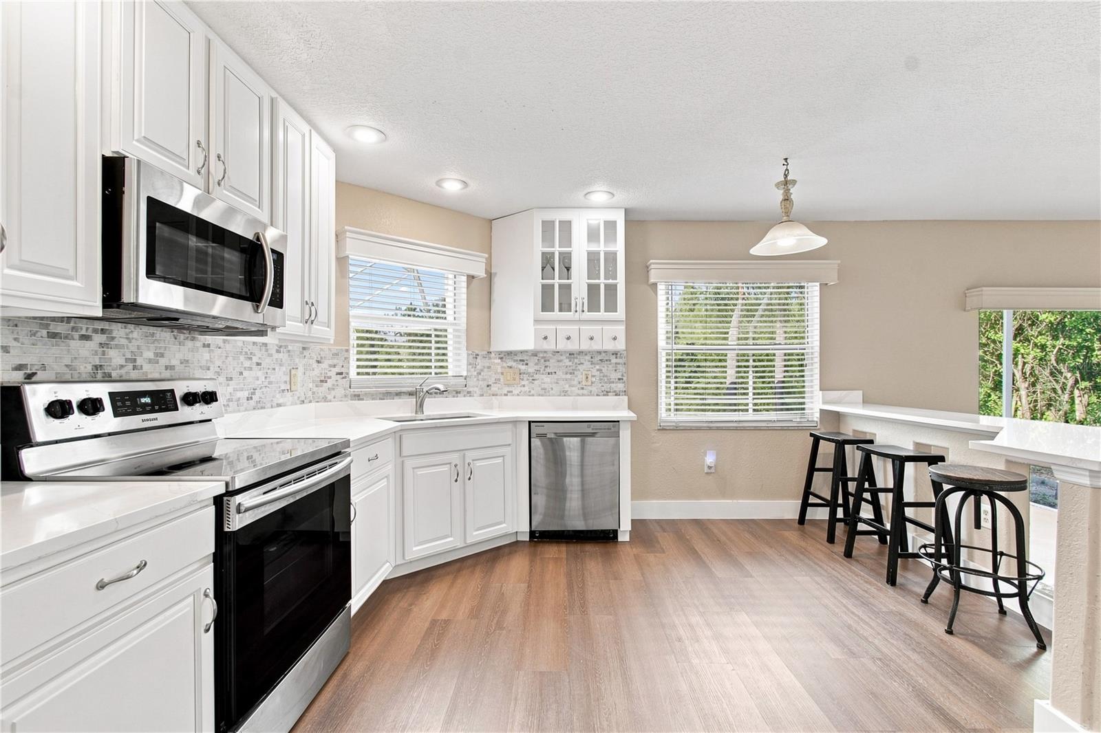 7326 Yardley Way Property Photo 16