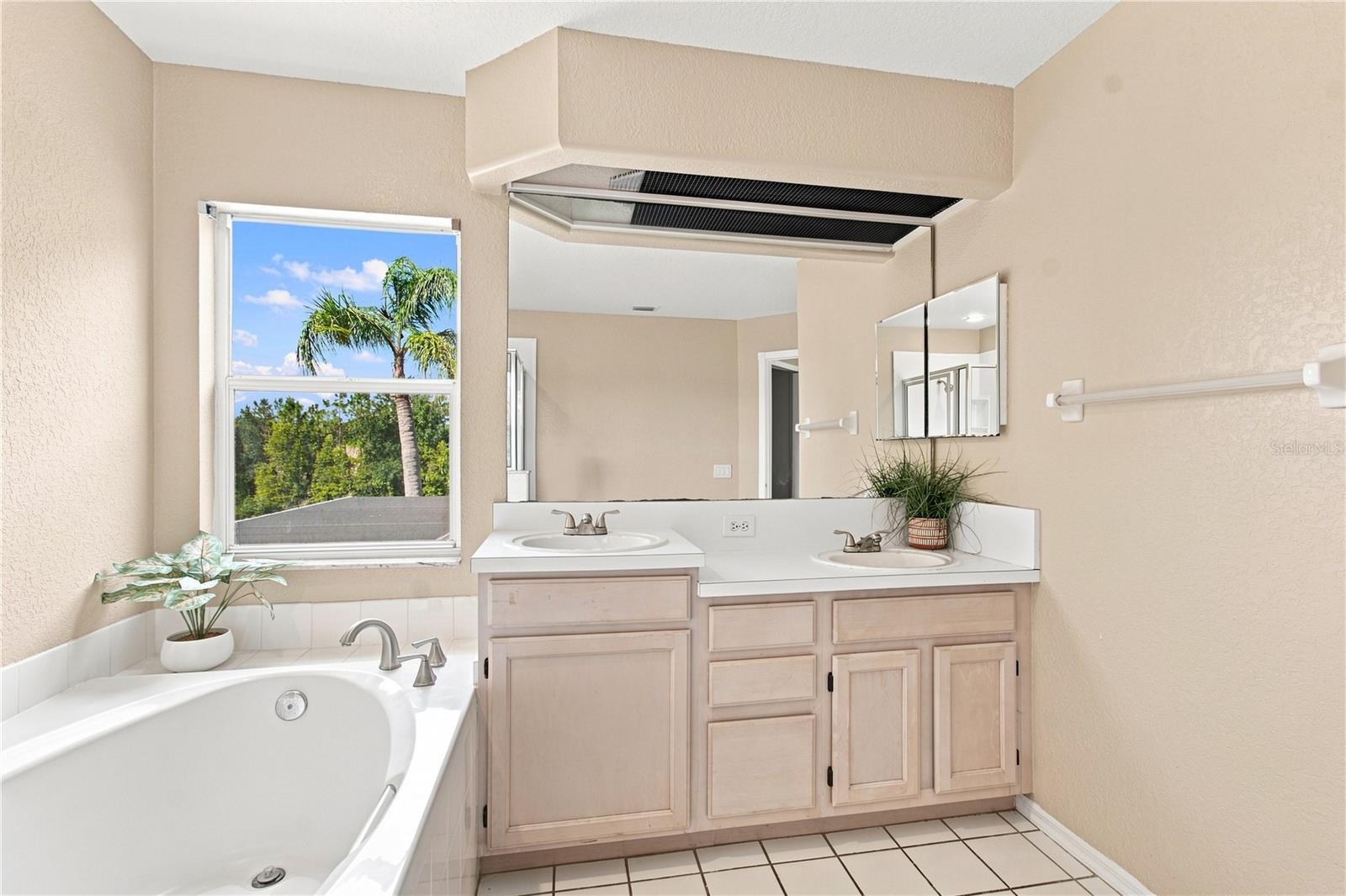 7326 Yardley Way Property Photo 36