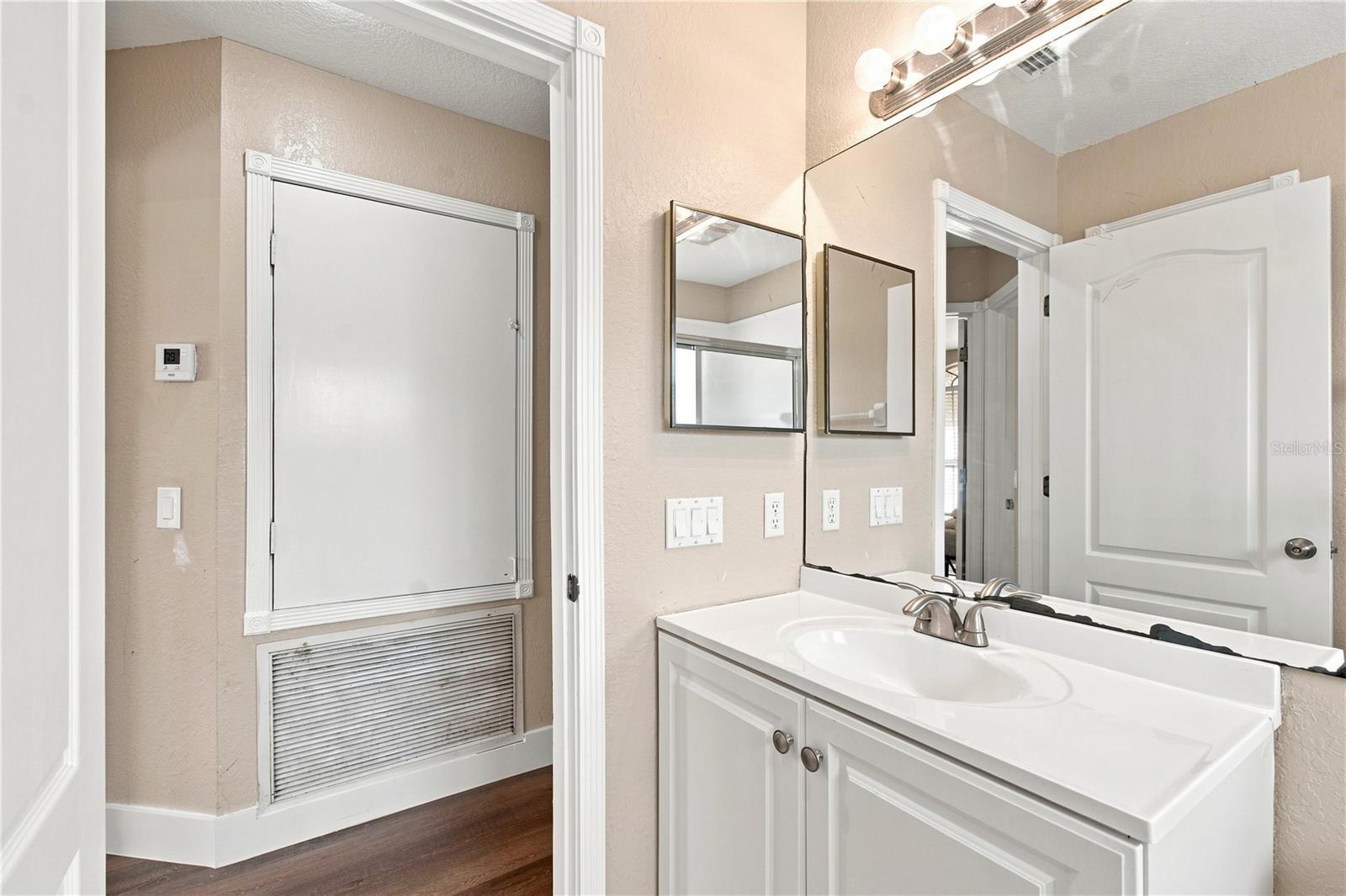 7326 Yardley Way Property Photo 42
