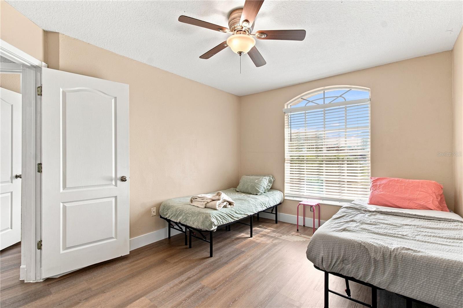 7326 Yardley Way Property Photo 44
