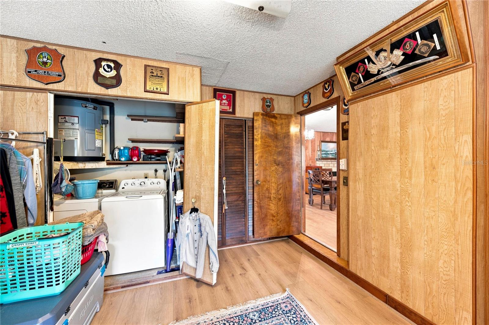 9511 Clyde St Property Photo 30